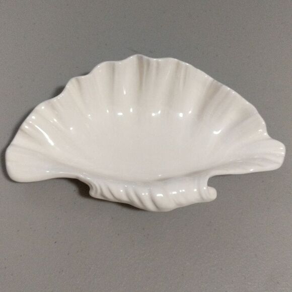 Hartley Greens & Co Leeds Pottery Handmade in England Shell - Picture 8 of 9